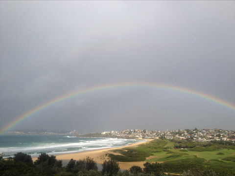 A Beach House Near Manly Two - Perths Hotel 6