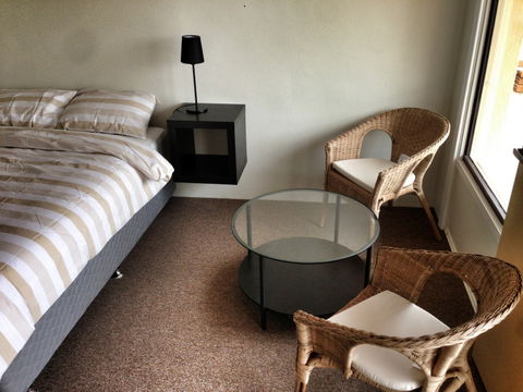 28 Albion Street - Perths Hotel 2