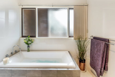 Adelaide Style Accommodation - Close To City In Stylish North Adelaide - Perths Hotel 5