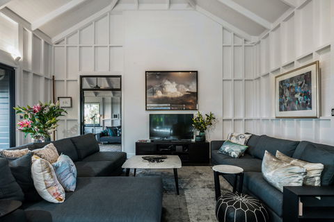 Aja - Perths Hotel 9