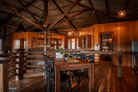 Angaston Saleyards - Auction Shed - Perths Hotel 1