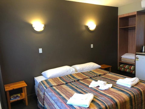 Astor Hotel And Astor Suites - Perths Hotel 1