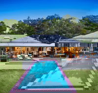 Bellbird - Perths Hotel