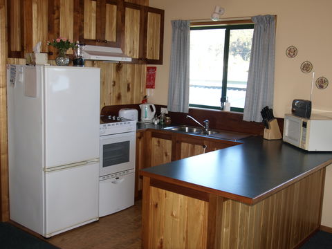 Burilda Waters - Perths Hotel 9