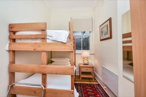 Carlson Terrace - Perths Hotel 9