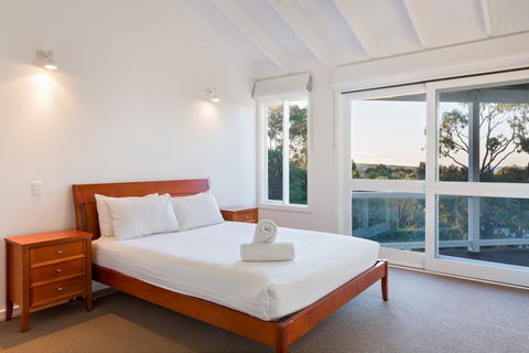 Eagle Heights - Perths Hotel 8