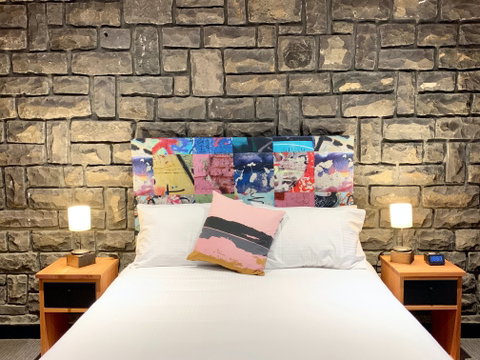 Emerald Star Cottages - Perths Hotel 3