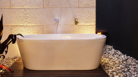 The Frames - Luxury Riverland Accommodation - Perths Hotel 7