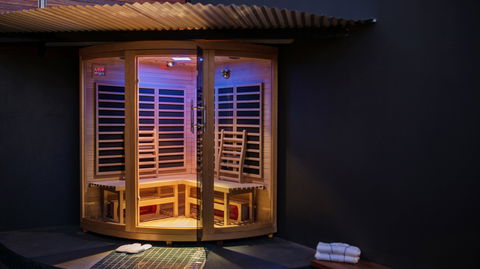 The Frames - Luxury Riverland Accommodation - Perths Hotel 8