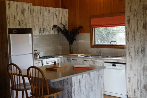 Tiandi Wildlife Sanctuary Farm Stay - Jambalaya Cottage - Perths Hotel 3