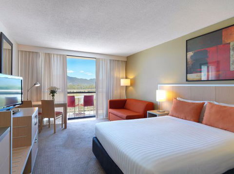 Travelodge Hotel Rockhampton - Perths Hotel 1