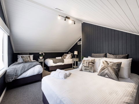 WhiteVale Estate - Perths Hotel 5