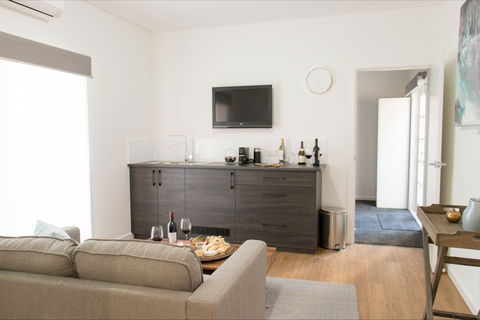 A Coonawarra Experience - Perths Hotel 3