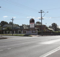 Across Country Motor Inn and Serviced Apartments - Perths Hotel