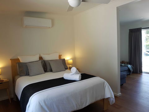 Alkira Studios Fish Creek - Perths Hotel 1