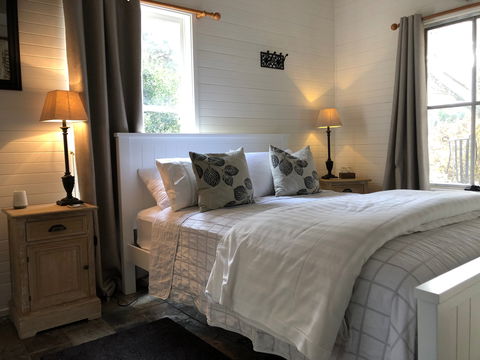 Arcadia Cottages At Cambewarra - Perths Hotel 3