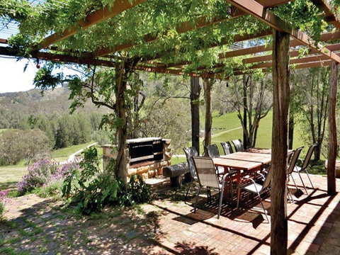 Capertee Homestead - 'Port Macquarie' - Perths Hotel 1