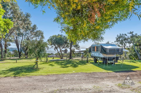 Cheynes Beach Caravan Park - Perths Hotel 0