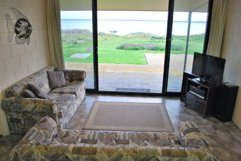 Dunworkin - Perths Hotel 0
