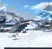 Kosciuszko Chalet Hotel - Perths Hotel