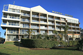 Book Hardys Bay Accommodation Vacations Perths Hotel Perths Hotel