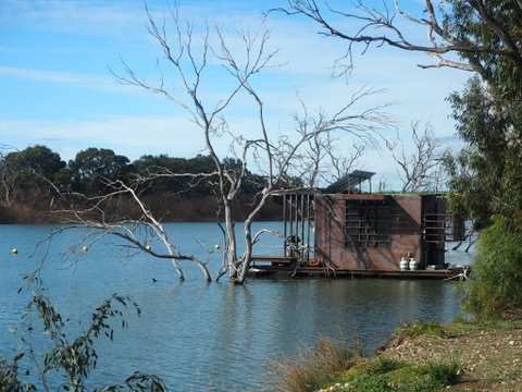 Murray Bridge Marina Camping And Caravan Park - Perths Hotel 1