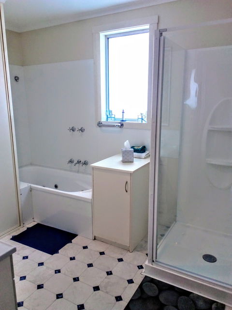 Sails On Port Sorell Boutique Apartments - Perths Hotel 3