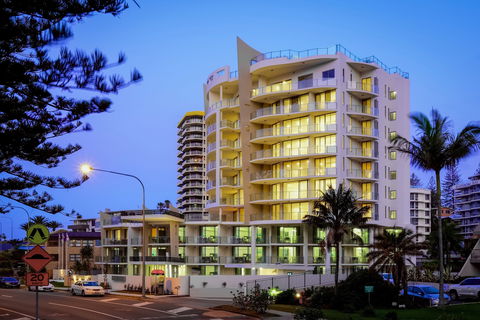 St George's Defence Holiday Suites Incorporating The Garland Luxury Apartments - Perths Hotel 3
