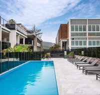 The Headlands Suite Seven