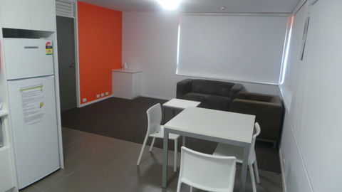 University Of Canberra Village - Perths Hotel 8