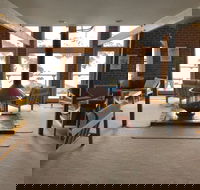 Arlberg Lodge - Perths Hotel