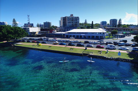 Lakes And Ocean Hotel - Perths Hotel 0