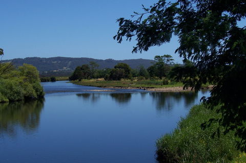 Latrobe Mersey River Caravan Park - Perths Hotel 1