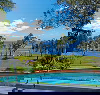 St Georges Basin View Holiday Home - Perths Hotel