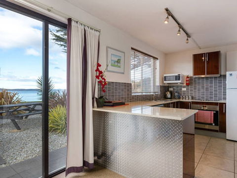 Beach Apartments - Perths Hotel 1