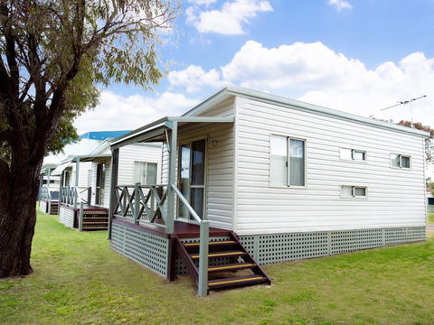 Cee And See Caravan Park - Perths Hotel 0