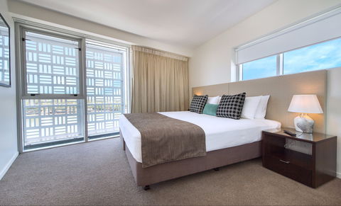 Empire Apartment Hotel - Perths Hotel 1