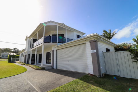 Flexi Five- Belmont - Perths Hotel 0