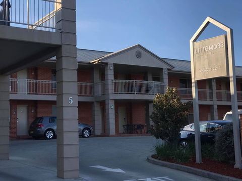 Littomore Hotel And Suites - Perths Hotel 0