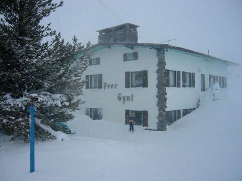 Peer Gynt Ski Lodge - Perths Hotel 1