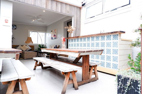 Stoke Beach House - Perths Hotel 0