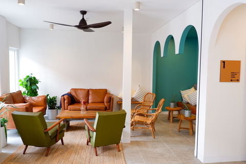 Stoke Beach House - Perths Hotel 1