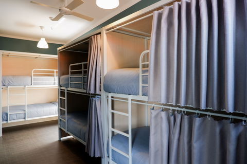 Stoke Beach House - Perths Hotel 2