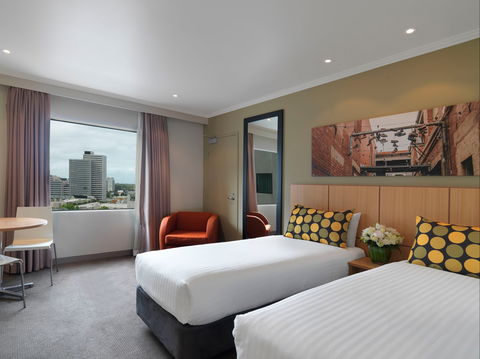 Travelodge Hotel Melbourne Southbank - Perths Hotel 1