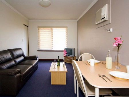 Burswood Lodge - Perths Hotel 1