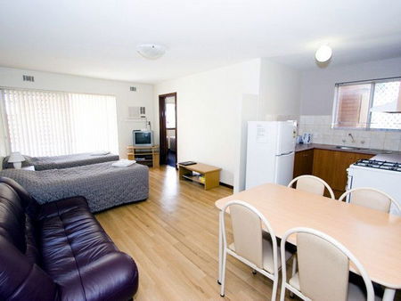 Burswood Lodge - Perths Hotel 2