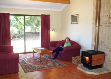Karri Valley Chalets - Perths Hotel 3
