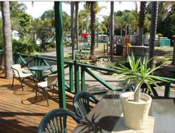 Book Hardys Bay Accommodation Vacations Perths Hotel Perths Hotel