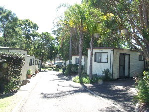 Shady Willows Caravan Park - Perths Hotel 1