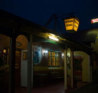 The Bull and Bush Tavern - Perths Hotel